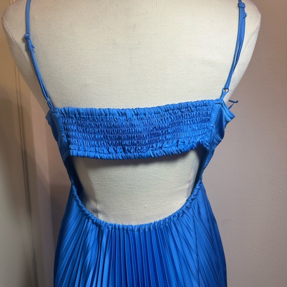 Blue Satin plated. Size L - Picture 8 of 9